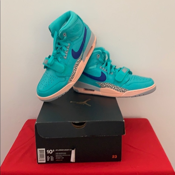 SOLD Jordan Legacy 312 Hyper Jade - Picture 2 of 7
